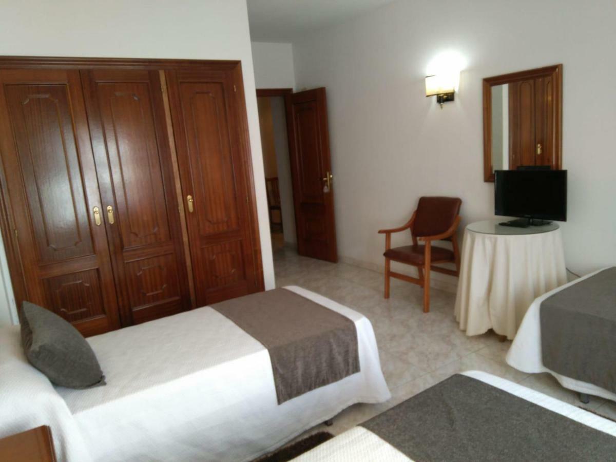 Hostal Mourelos O Grove Phòng bức ảnh