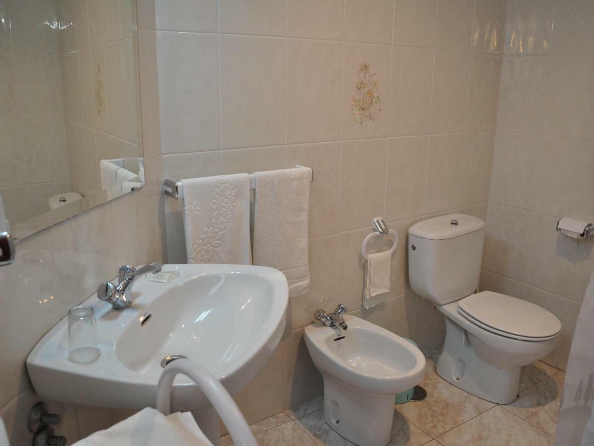 Hostal Mourelos O Grove Phòng bức ảnh
